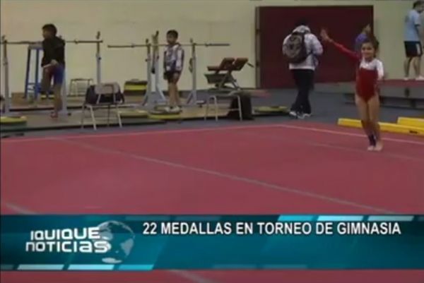 22 MEDALLAS EN TORNEO DE GIMNASIA
