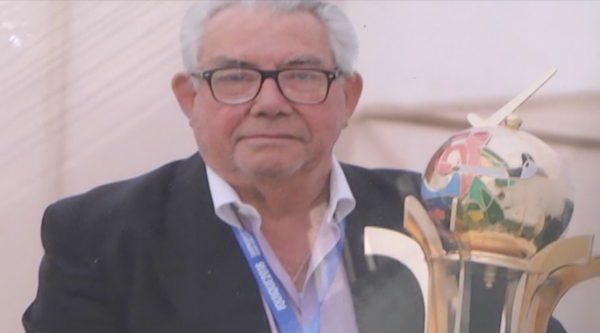 PERSONAL MUNICIPAL DESPIDE A PEDRO CATALDO