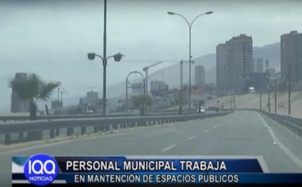 PERSONAL MUNICIPAL TRABAJA EN MANTENCI&Oacute;N DE ESPACIOS P&Uacute;BLICOS