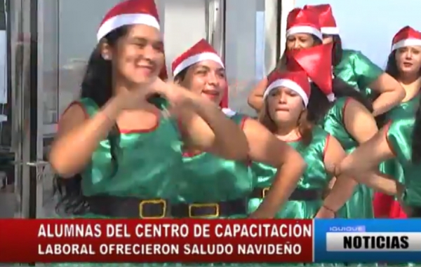 ALUMNAS DE CENTRO DE CAPACITACI&Oacute;N LABORAL OFRECIERON SALUDO NAVIDE&Ntilde;O