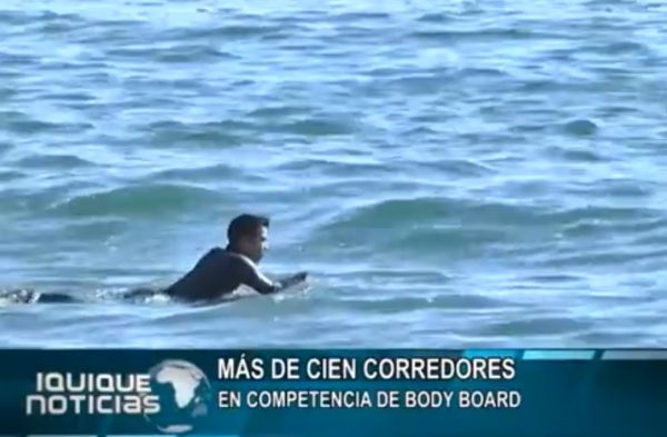 M&Aacute;S DE CIEN CORREDORES EN COMPETENCIA DE BODY BOARD
